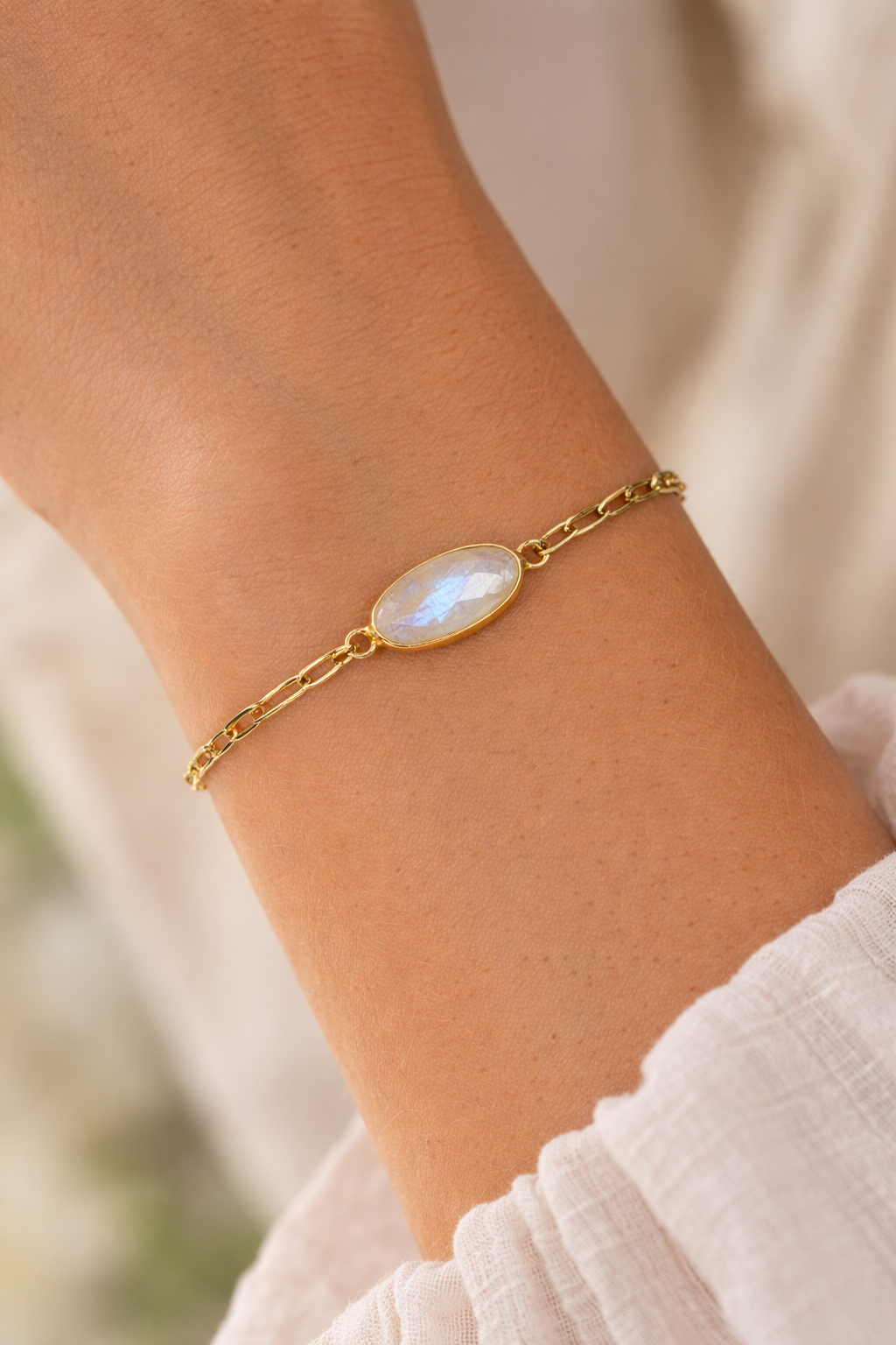 Mystic Moon Rainbow Moonstone 18k Gold Bracelet