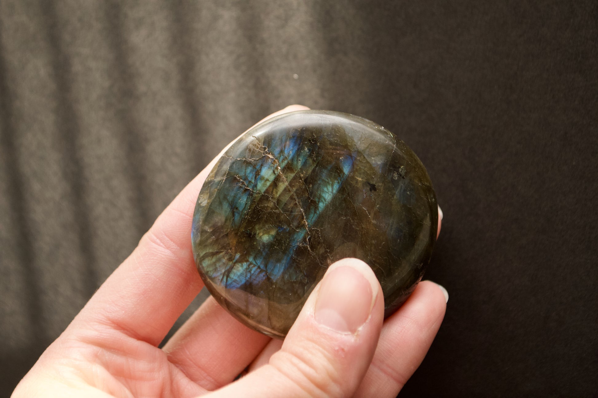Labradorite Palm stone